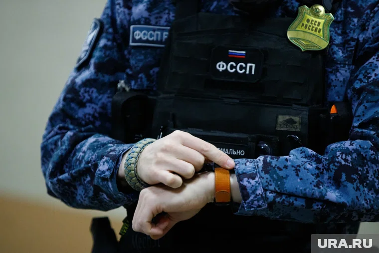 Женщина взяла с собой в суд сверток с мефедроном
