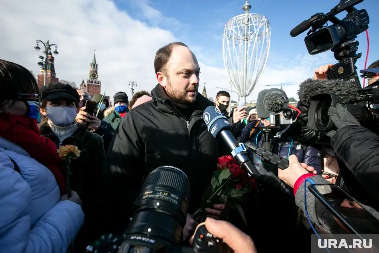 Владимир Кара-Мурза (признан Минюстом РФ иноагентом) был осужден за госизмену и распространение фейков о российской армии