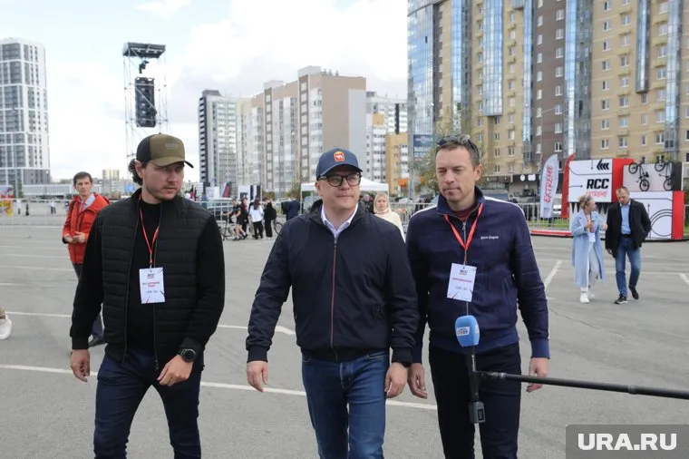 Текслер сообщил, что необходимо развивать велосипедный спорт в Челябинске