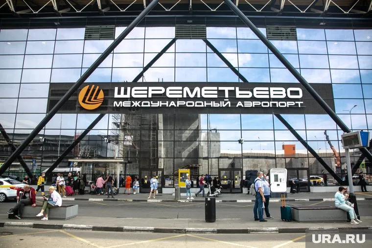 В аэропорту Шереметьево сработала пожарная сигнализация, которая вызвала потоп