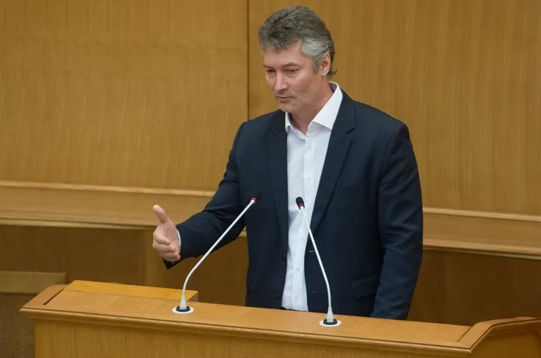 Заседание законодательного собрания Свердловской области. Екатеринбург, ройзман евгений