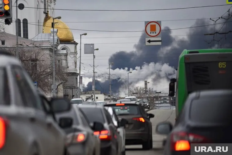 Площадь пожара — больше 4 тысяч квадратных метров