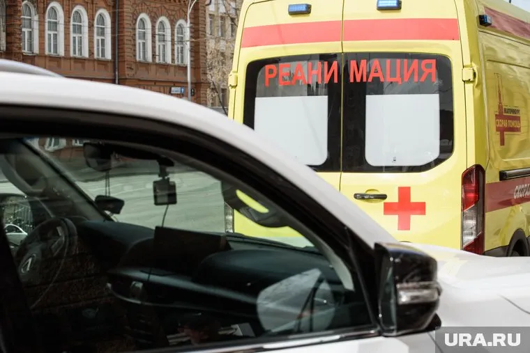 На место ДТП приехали спасатели и медики (архивное фото)