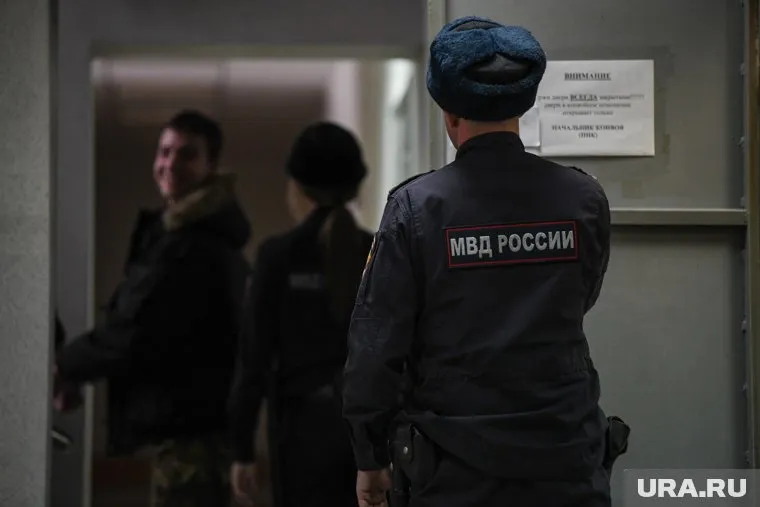 Один из арестованных был в хорошем настроении