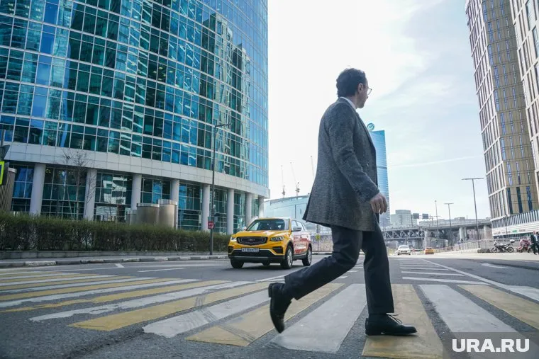 Главы, посвященные обстановке в России, стали короче, пишет газета