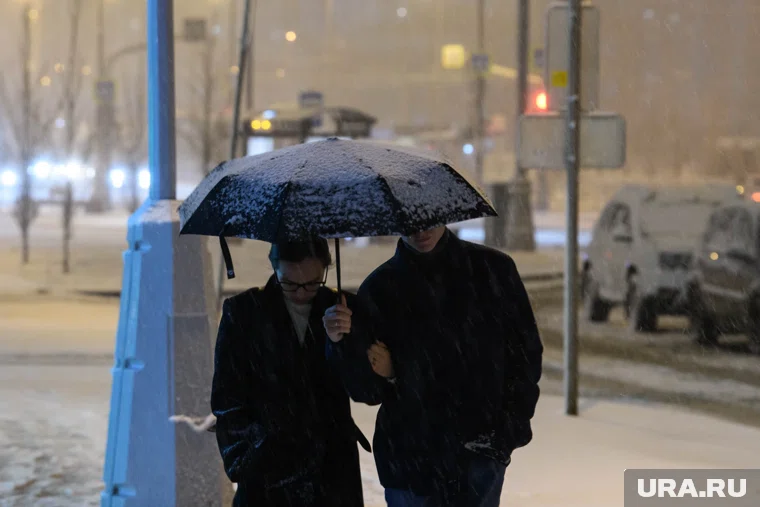 Учитывая температуру воздуха выпавший снег быстро превратится в грязь