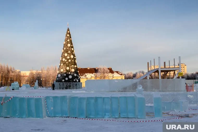 Строительство городка в Нефтеюганске (архивное фото)