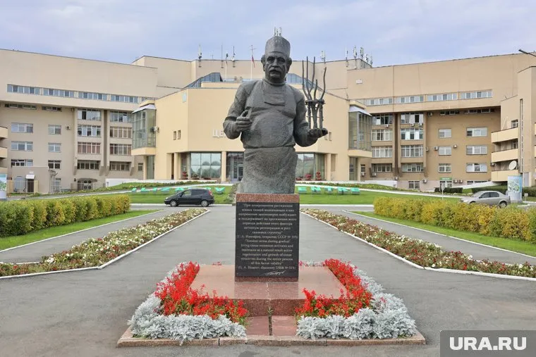 В Центре Илизарова в Кургане проходит лечение сын московского священника