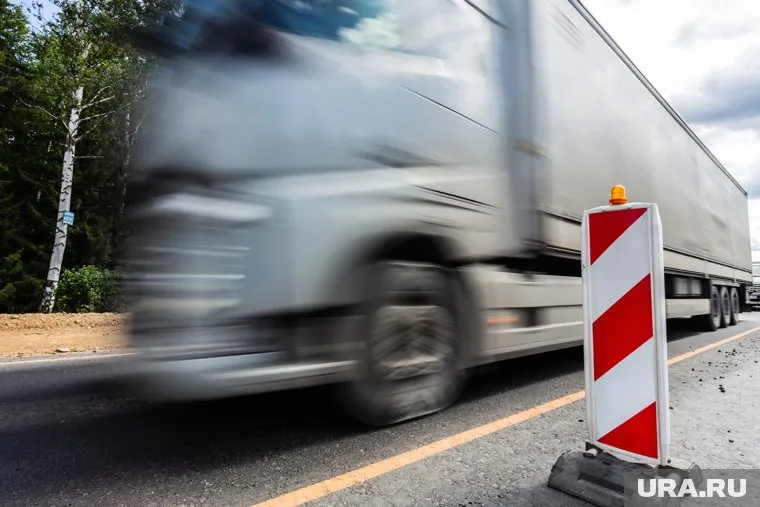 Движение крупногабаритного транспорта по мосту запрещено до 5 сентября