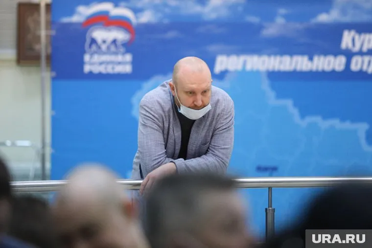 Александр Тетерин заявил, что продолжит работать на Курганскую область после отставки с должности пресс-секретаря губернатора