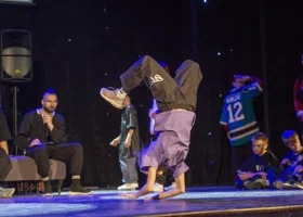 Взрывает соцсети: как живет самый известный танцующий ребенок России