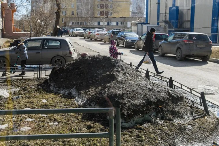 Александр Высокинский проверяет уборку районов. Екатеринбург