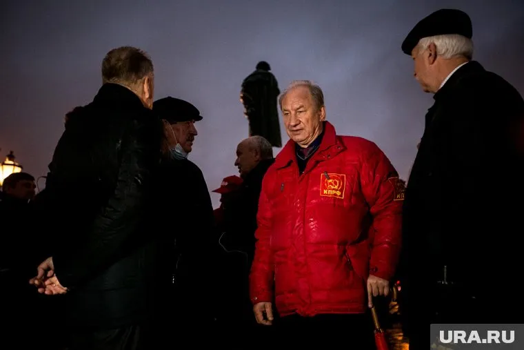 Валерий Рашкин лишен депутатского мандата из-за обвинительного приговора