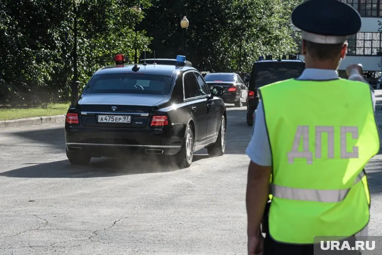 В патриархате опровергли слухи о том, что патриарх Кирилл попал в ДТП на Aurus