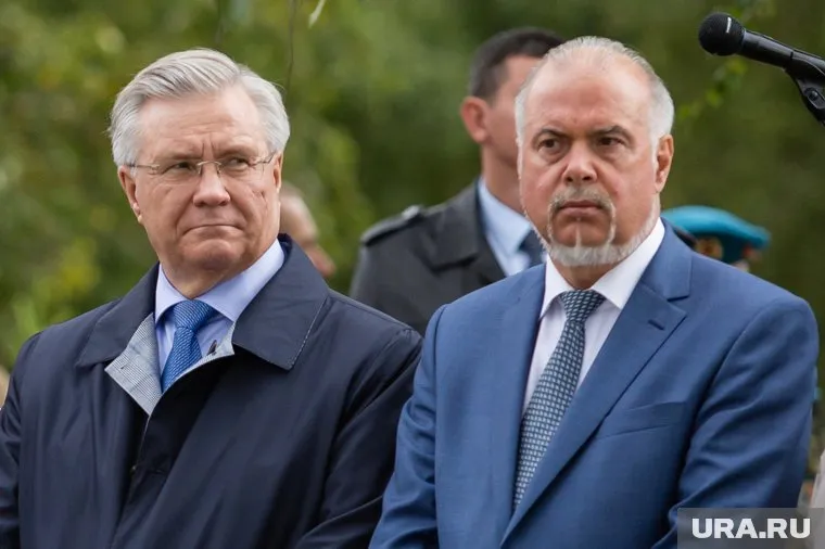 Двум хозяевам города, официальному и «градообразующему», пришлось говорить о судьбе города