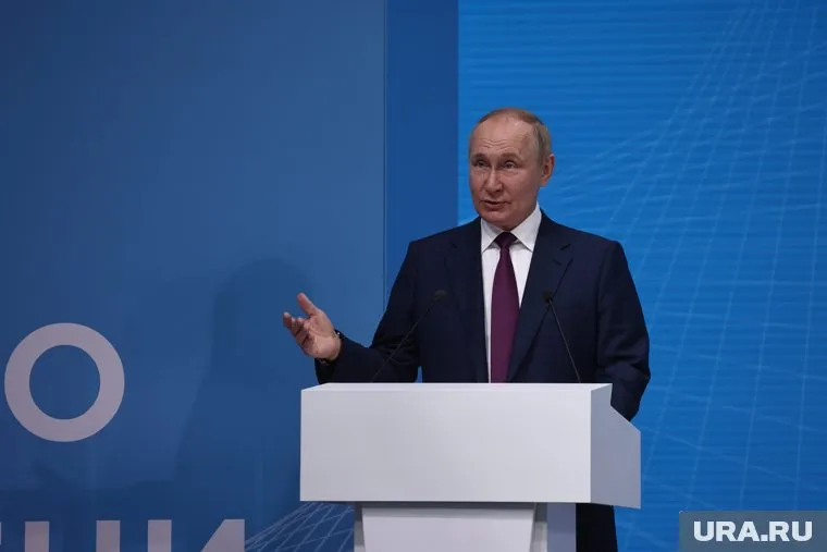 Владимир Путин заслушал доклад Валерия Герасимова