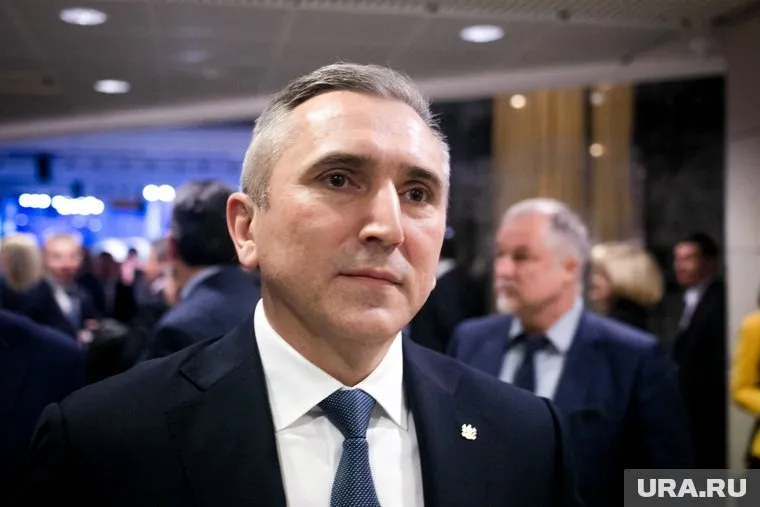 По словам Александра Моора, в Тюменской области пока рано полностью отказываться от режима самоизоляции