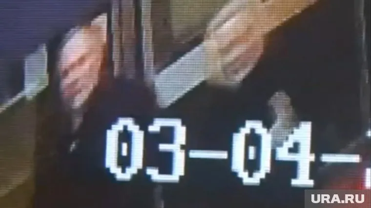 Дегтерев считает, что рядом со Скрипалем — не его дочь