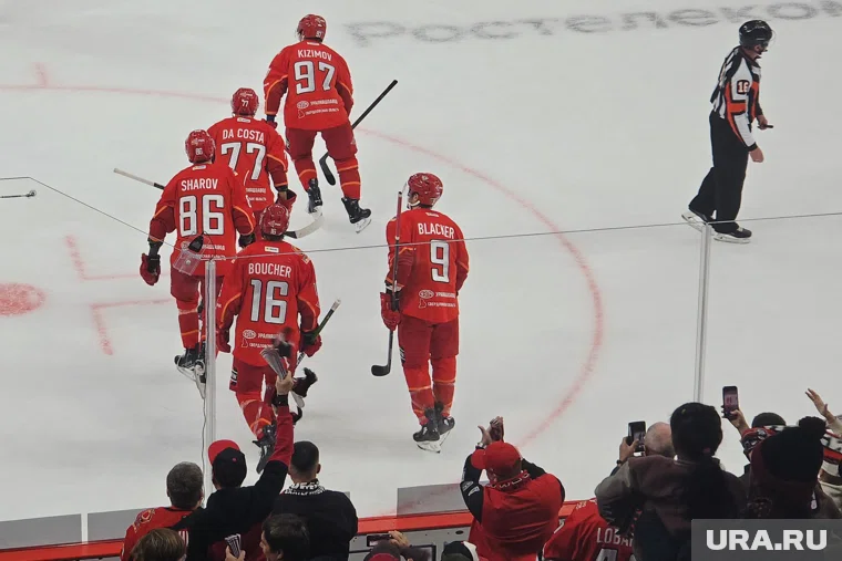 Екатеринбургский клуб крупно проиграл хабаровчанам со счетом 3:0