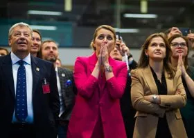 Что происходило в VIP-зоне команды России на выборах города Экспо-2025