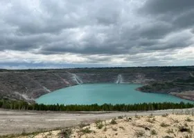 Вечно горевший разрез под Челябинском стал голубым озером