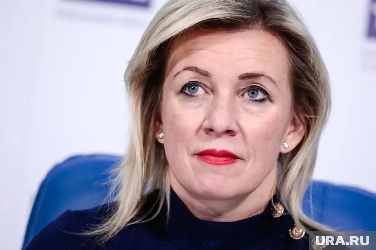 Захарова заявила, что Киев до сих пор не забрал тела шести тысяч украинских солдат