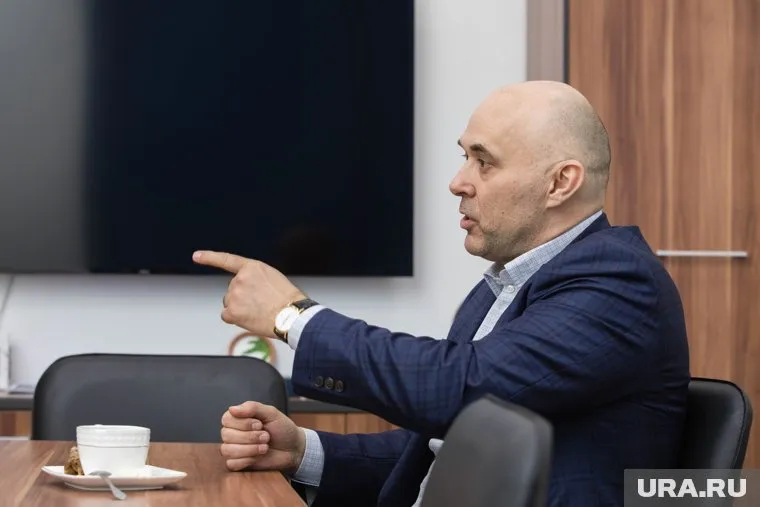 Глава Сургута Андрей Филатов пока не обзавелся местной регистрацией