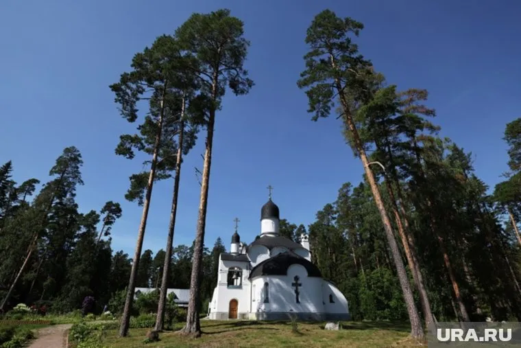 Президенты посетили Спасо-Преображенский Валаамский ставропигиальный мужской монастырь на Валааме