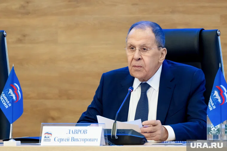 Глава МИД России заявил, что Москва внимательно следит за ситуацией