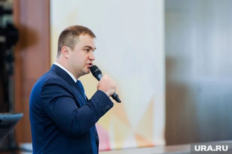 Виталий Хоценко рассказал Путину, что адаптироваться в Омске ему помог ямальский опыт