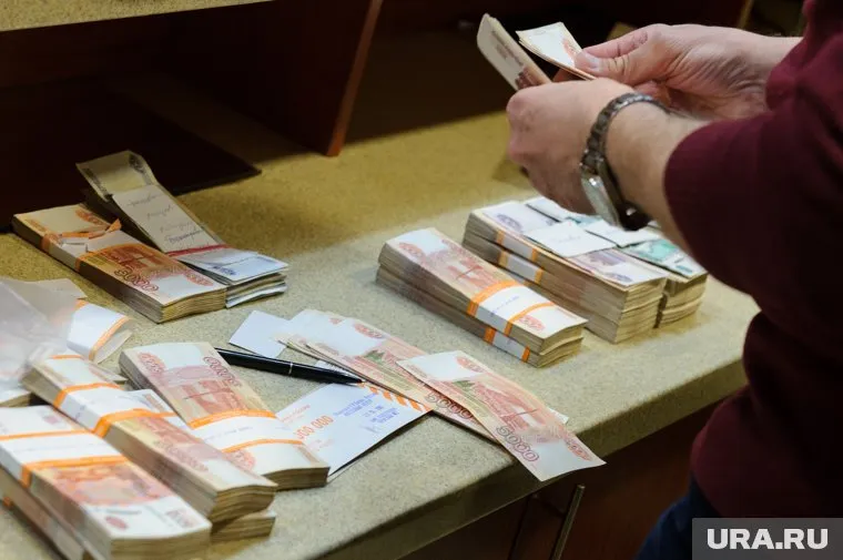 Расчет с членами кооператива производится наличными