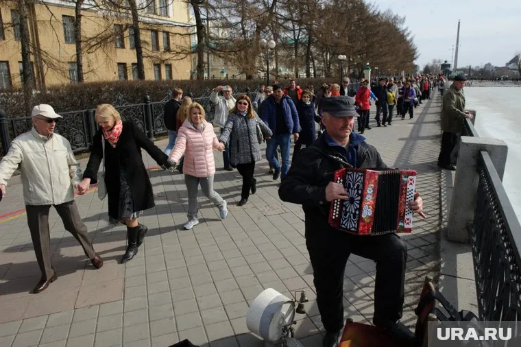 Современные баяны сильно отличаются от тех, на которых играли ранее
