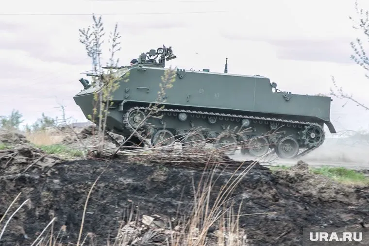 Курганские БТР замечены в Бахмуте с десантом ЧВК «Вагнер»