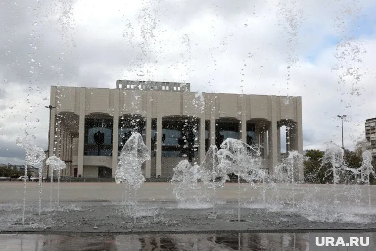 Театр-Театр преобразится изнутри