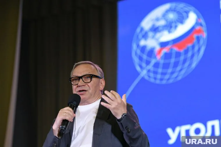 Игорь Угольников заявил, что хочет снимать сериал в Свердловской области