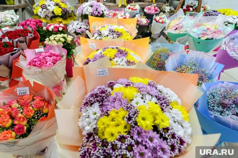 В Губкинском продают цветочный магазин с товаром и клиентской базой за 8 млн