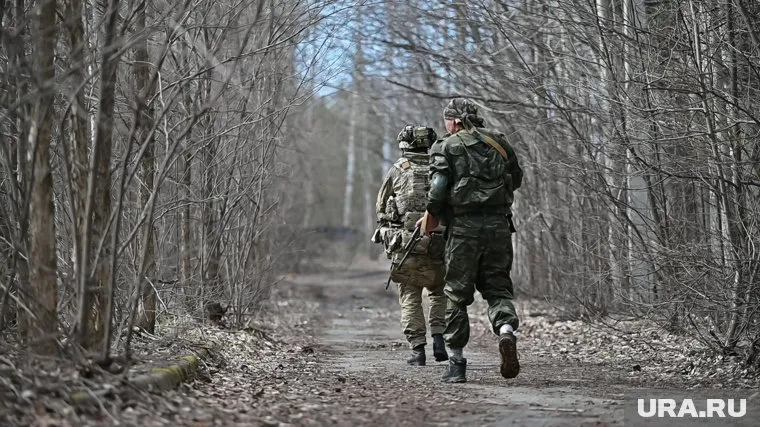 Из российского окружения украинские военные пытаются выскочить ночью (архивное фото)