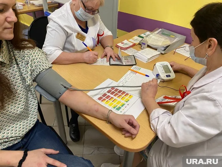 Югорчане проходят кардиоскрининг вблизи от избирательных участков