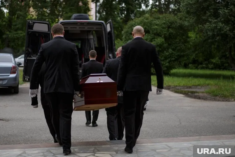 В 2019 году от отравления спиртным умерли 4,67 тысяч человек