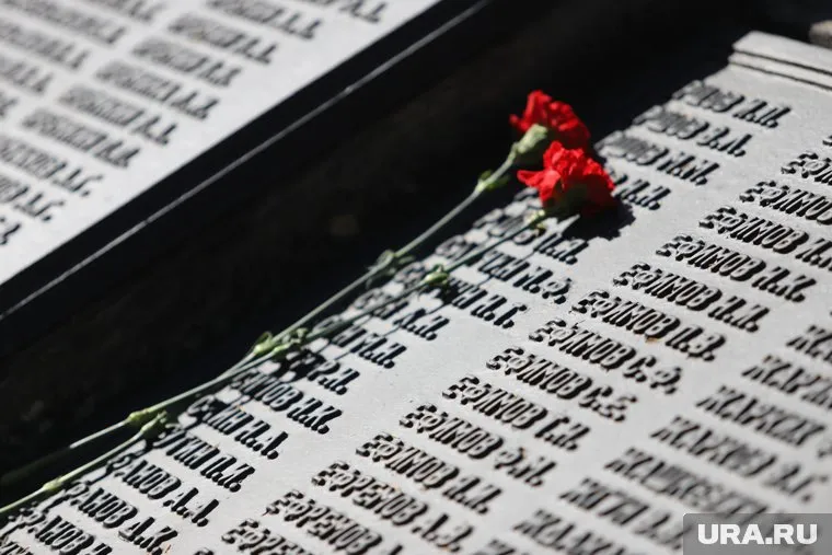 В Звериноголовском округе поставят памятник погибшим бойцам СВО (архивное фото)