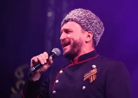 «Будем помнить и гордиться»: Заслуженный артист РФ Сорокин поздравил курганцев с Днем Победы