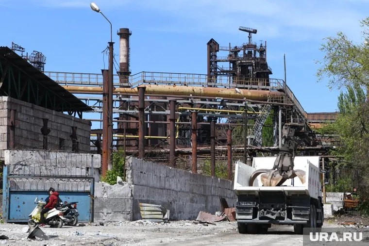 Почти 300 человек вышли с территории завода «Азовсталь» 16 мая