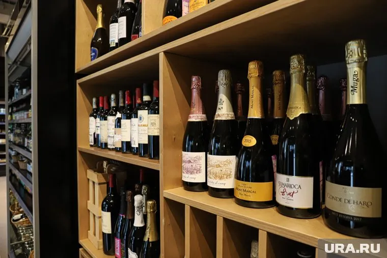 Повышение ввозных пошлин негативно скажется на сегменте доступного вина, заявил Александр Липилин