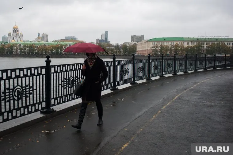 Вашингтон может испытывать климатическое оружие, считает Алексей Журавлев