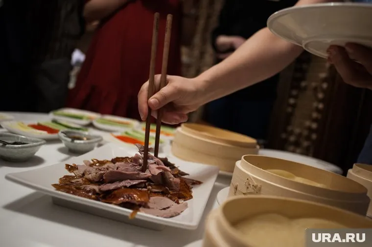 Россельхознадзор выявил массовые нарушения в тюменских кафе и ресторанах