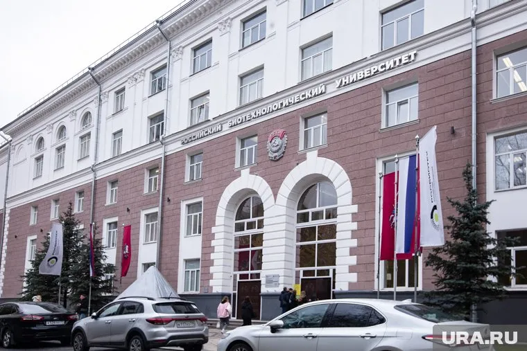 НСХ направил Чернышенко письмо о качестве образования в Росбиотехе