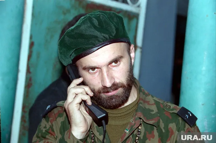 В Абхазии закрыли музей из-за фото Шамиля Басаева