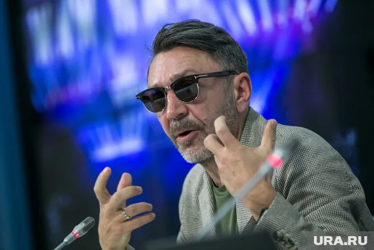 Сергей Шнуров оборудовал гараж в жилом доме XVIII века