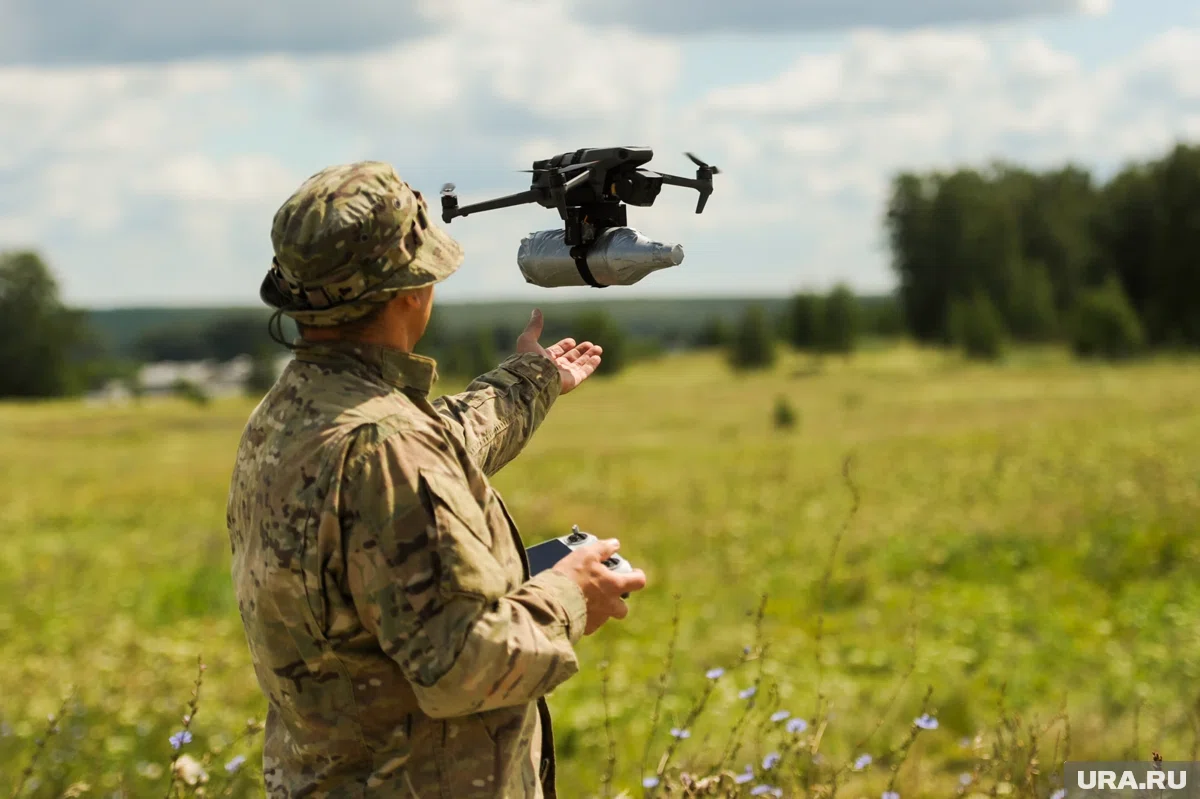 В выставке военной техники участвовало 13 производителей