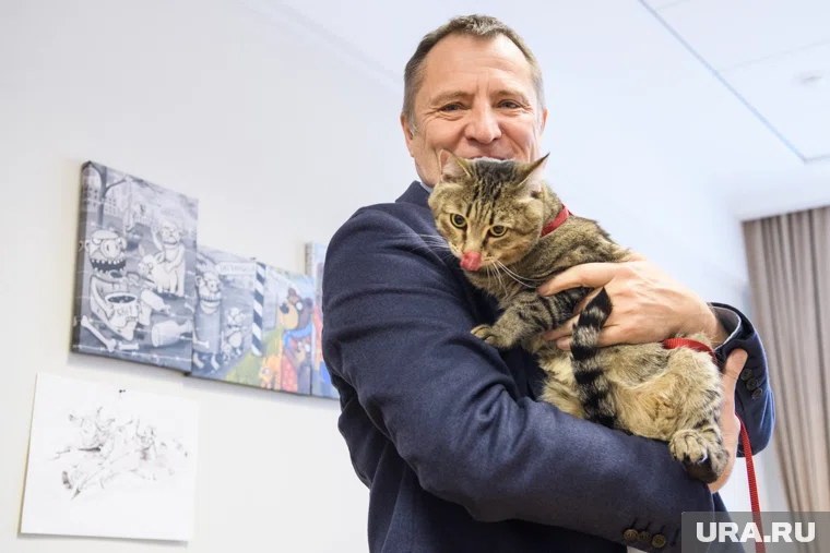 Бойцы попросили Вячеслава Вегнера передать землякам, чтобы берегли животных